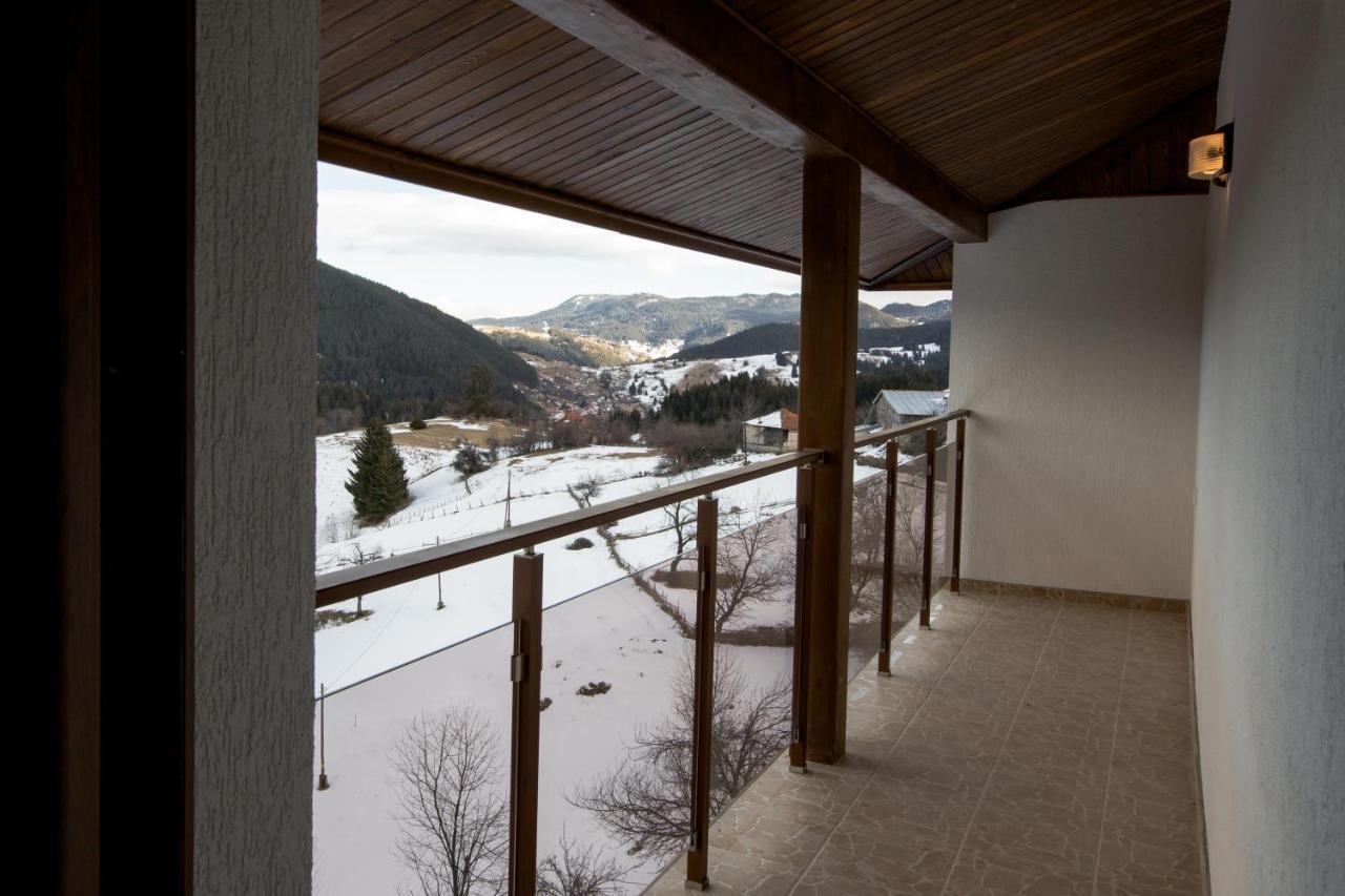 Guest House Panorama Gela Exteriör bild